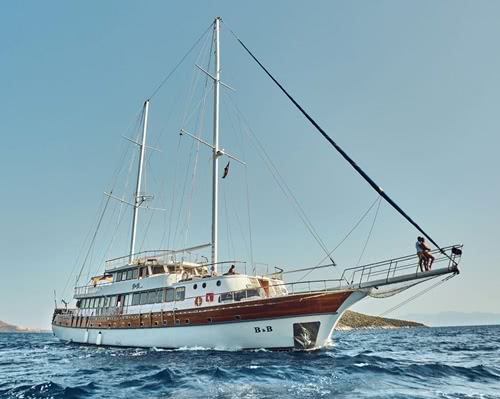 Front view of the Boreas in blue water
