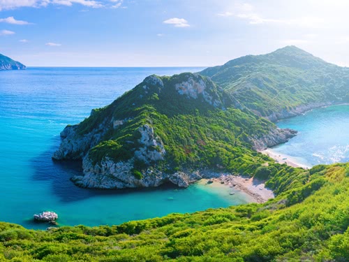 Klippen und Bucht bei Agios Stefanos Insel Korfu